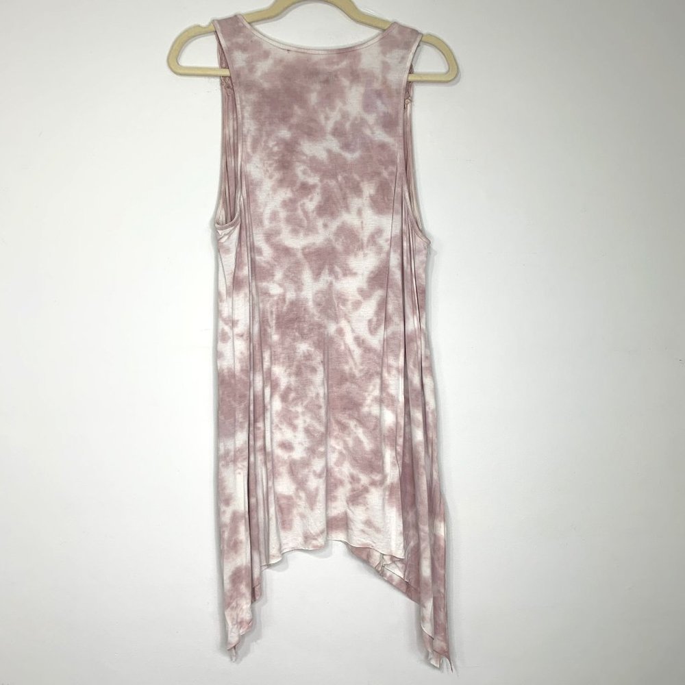 TORRID Super Soft V-Neck Crochet Insert Sharkbite Hem Tie Dye Tank Sz 1‎ - Picture 7 of 10